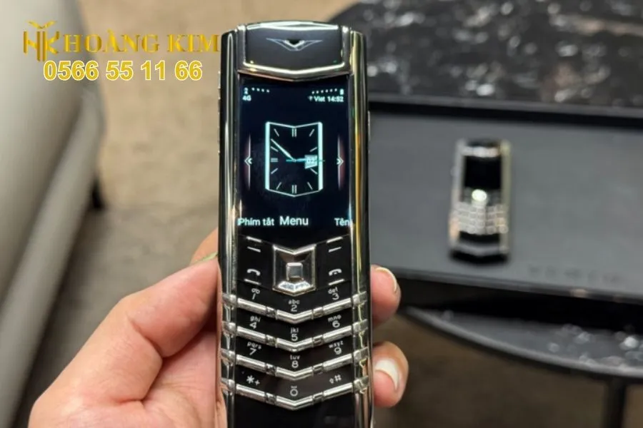 Hình ảnh thực tế điện thoại Vertu cũ sang trọng tại Hà Nội