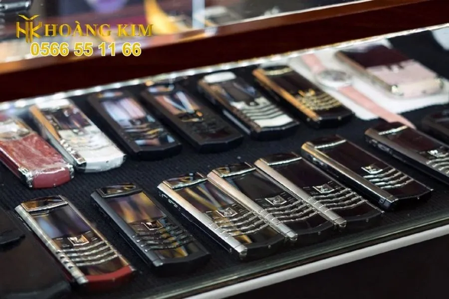 Điện thoại Vertu cũ – lựa chọn đẳng cấp với giá hợp lý